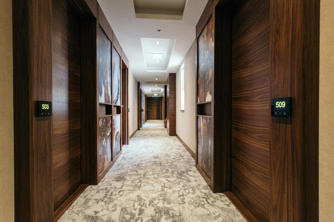 Central Point Hotel Beograd Eksteriør bilde