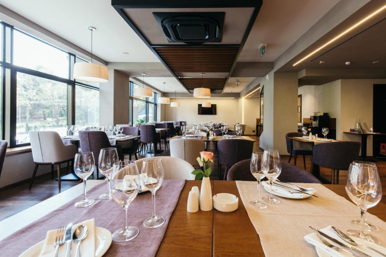 Central Point Hotel Beograd Eksteriør bilde